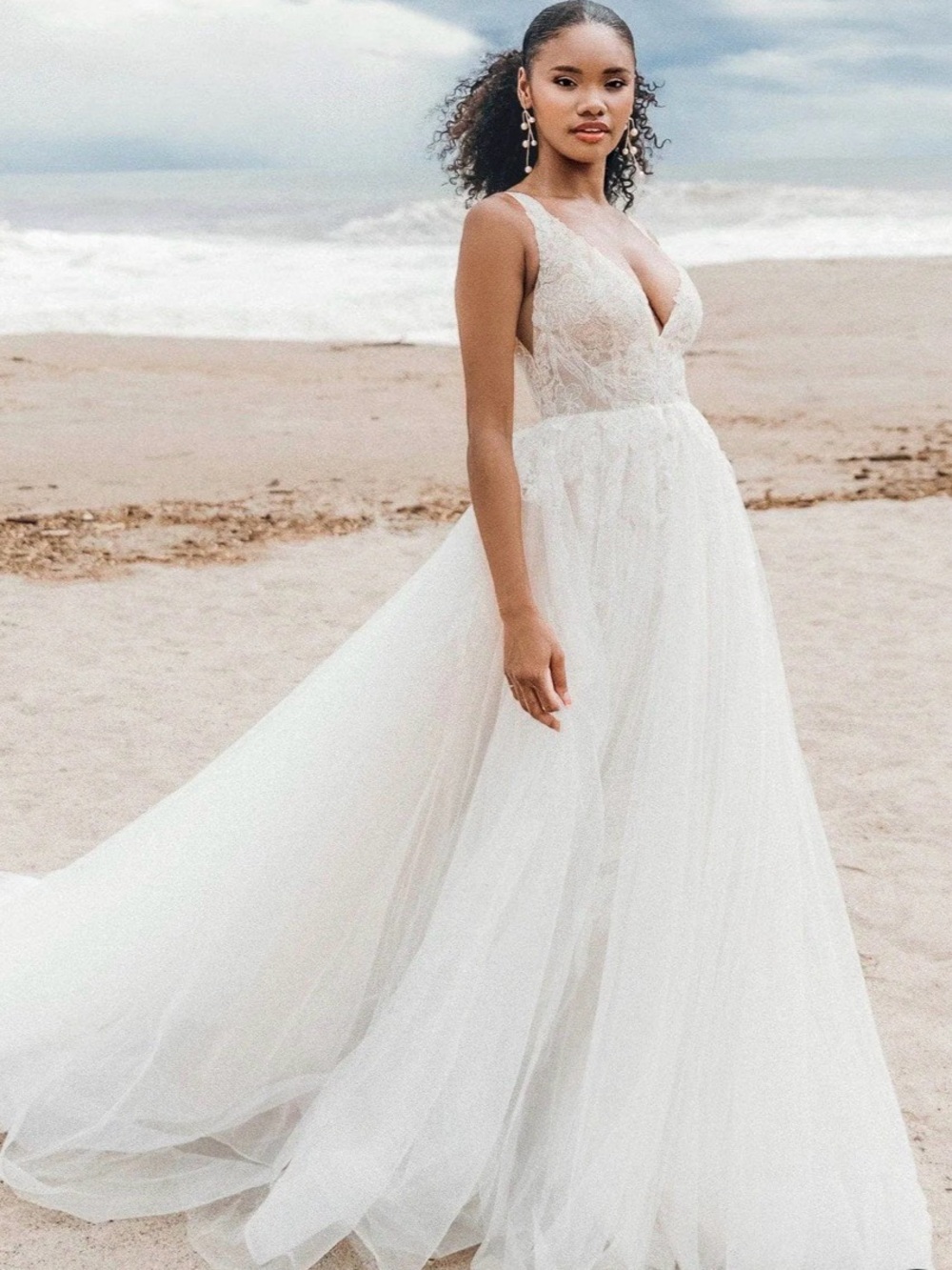 Locket by Watters/WTOO Cicely Gown - Elegant White Lace V-Neck Tulle Maxi Dress